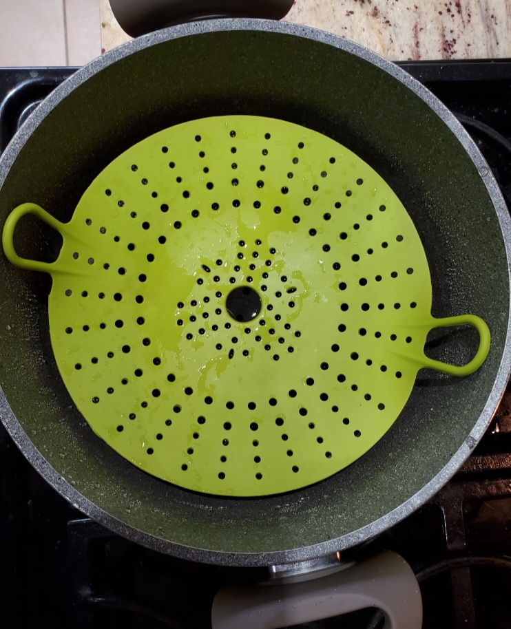 pot with steamer insert