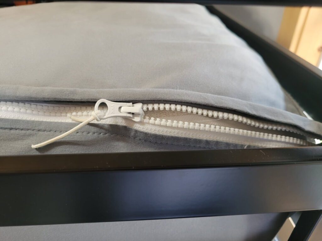 zip on sheets