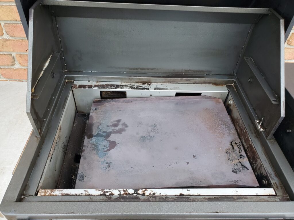 Clean Traeger inside